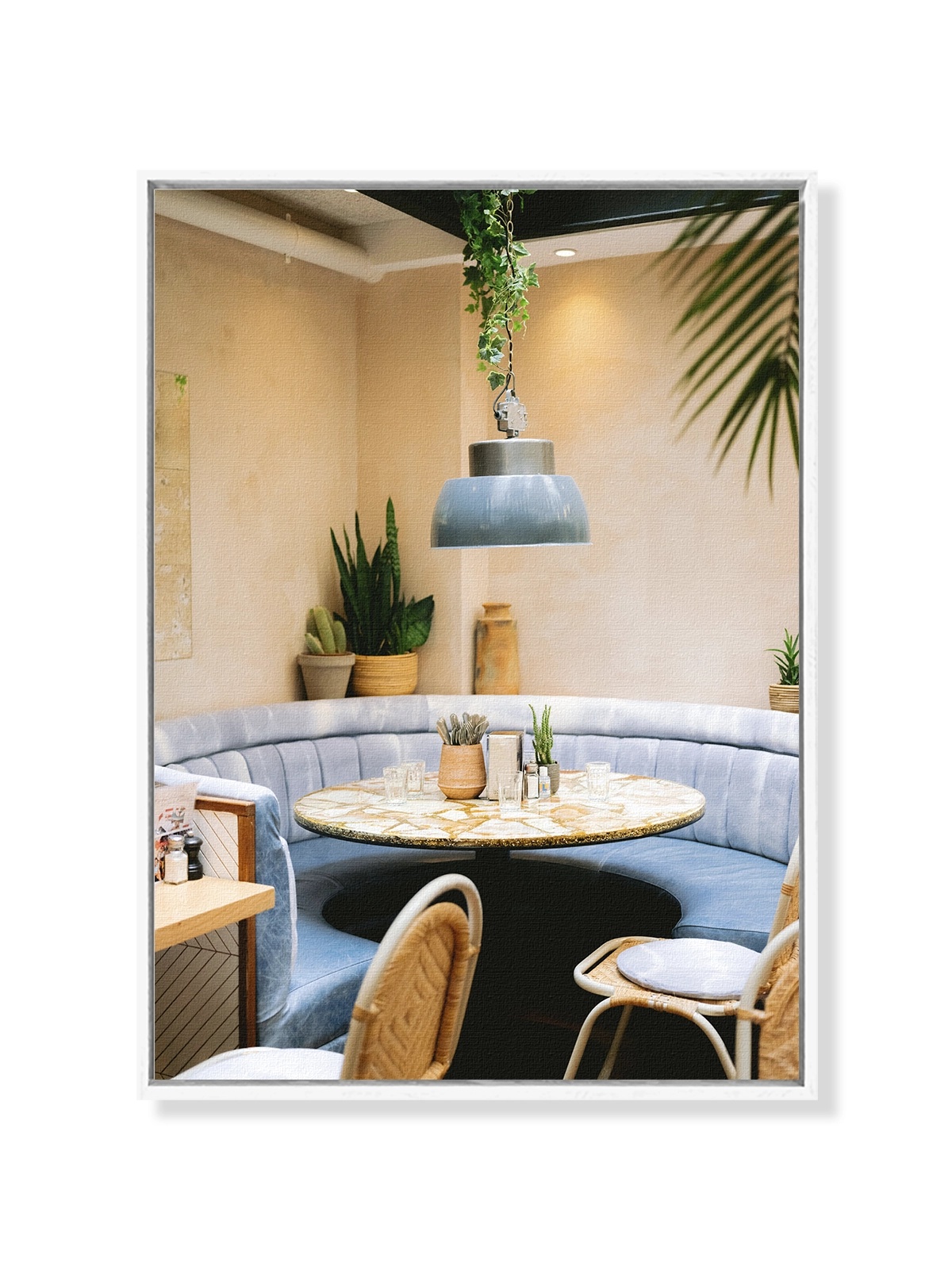 Paris Modern Cafe
