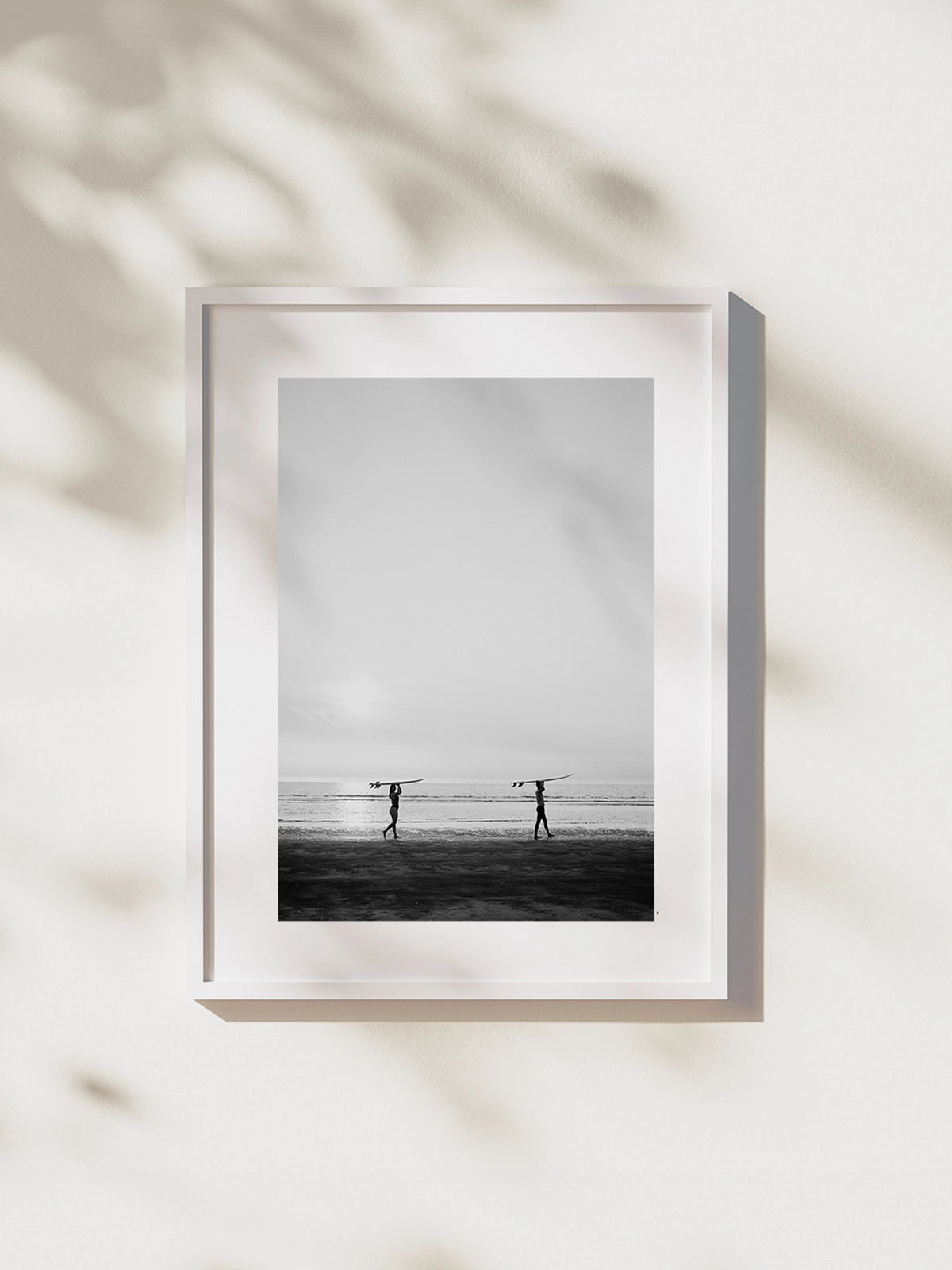 Surfer couple