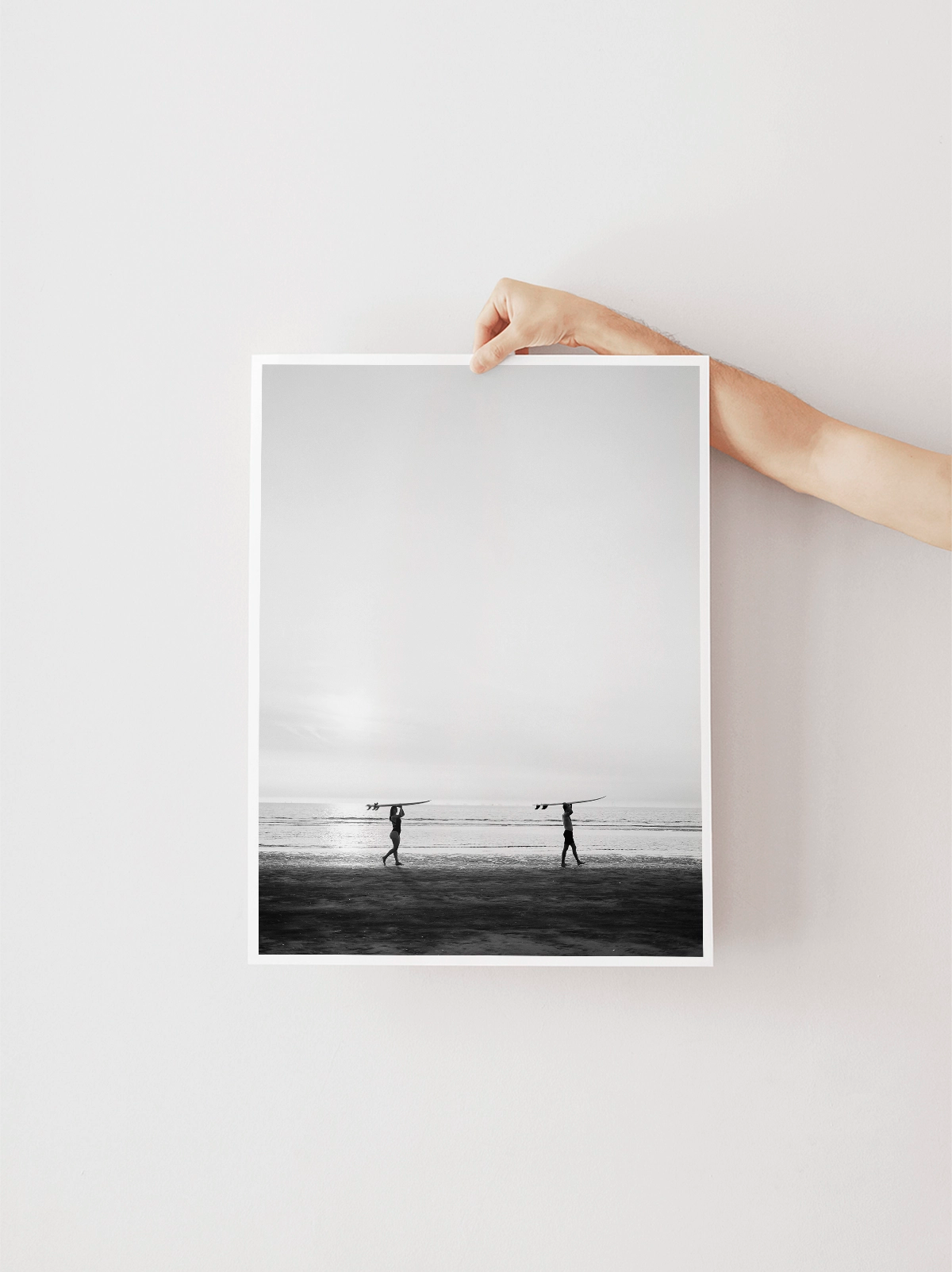 Surfer couple