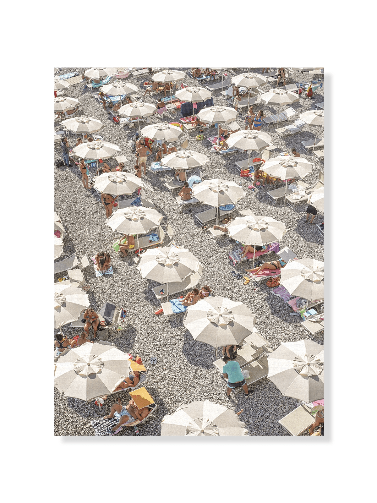 Amalfi Beach Umbrellas - Lámina de Henrike Schenk - Decora tu casa en Nomadart