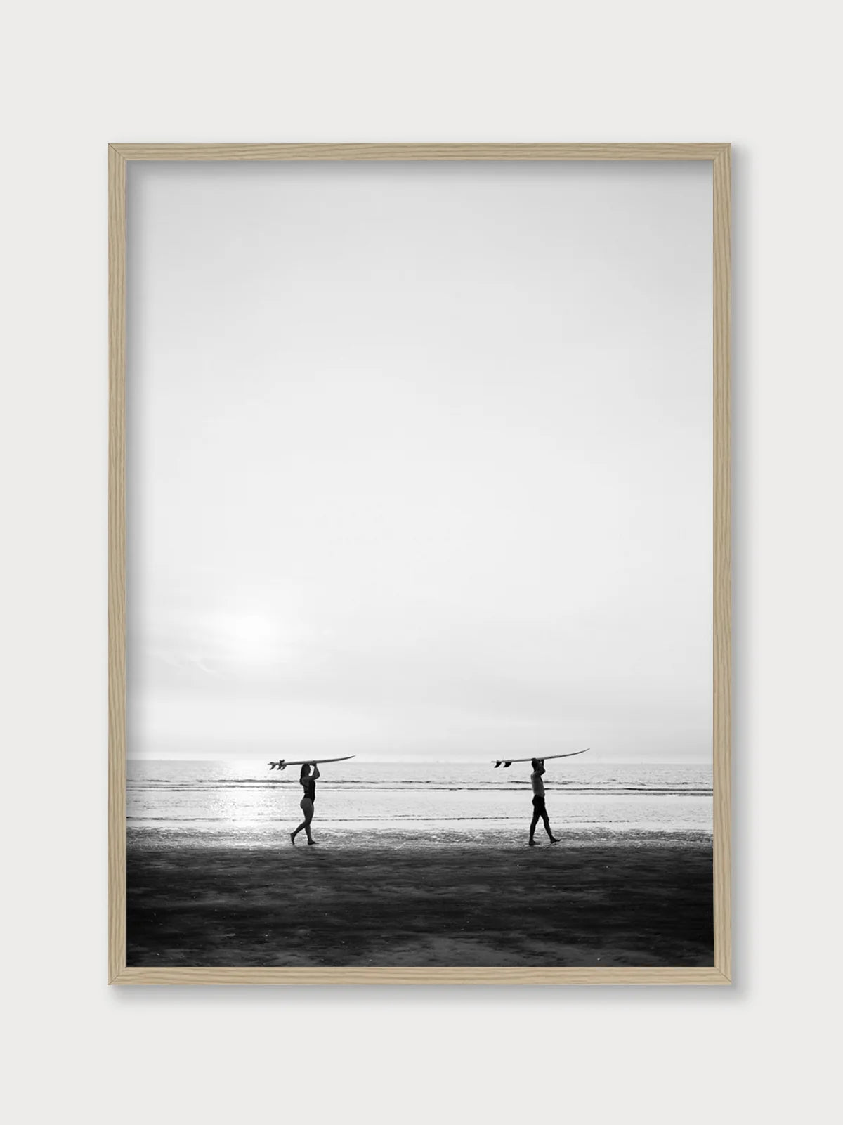 Surfer couple