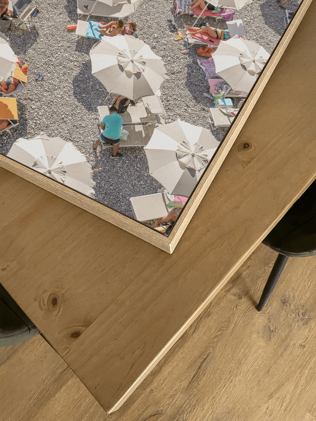 Amalfi Beach Umbrellas - Lámina de Henrike Schenk - Decora tu casa en Nomadart