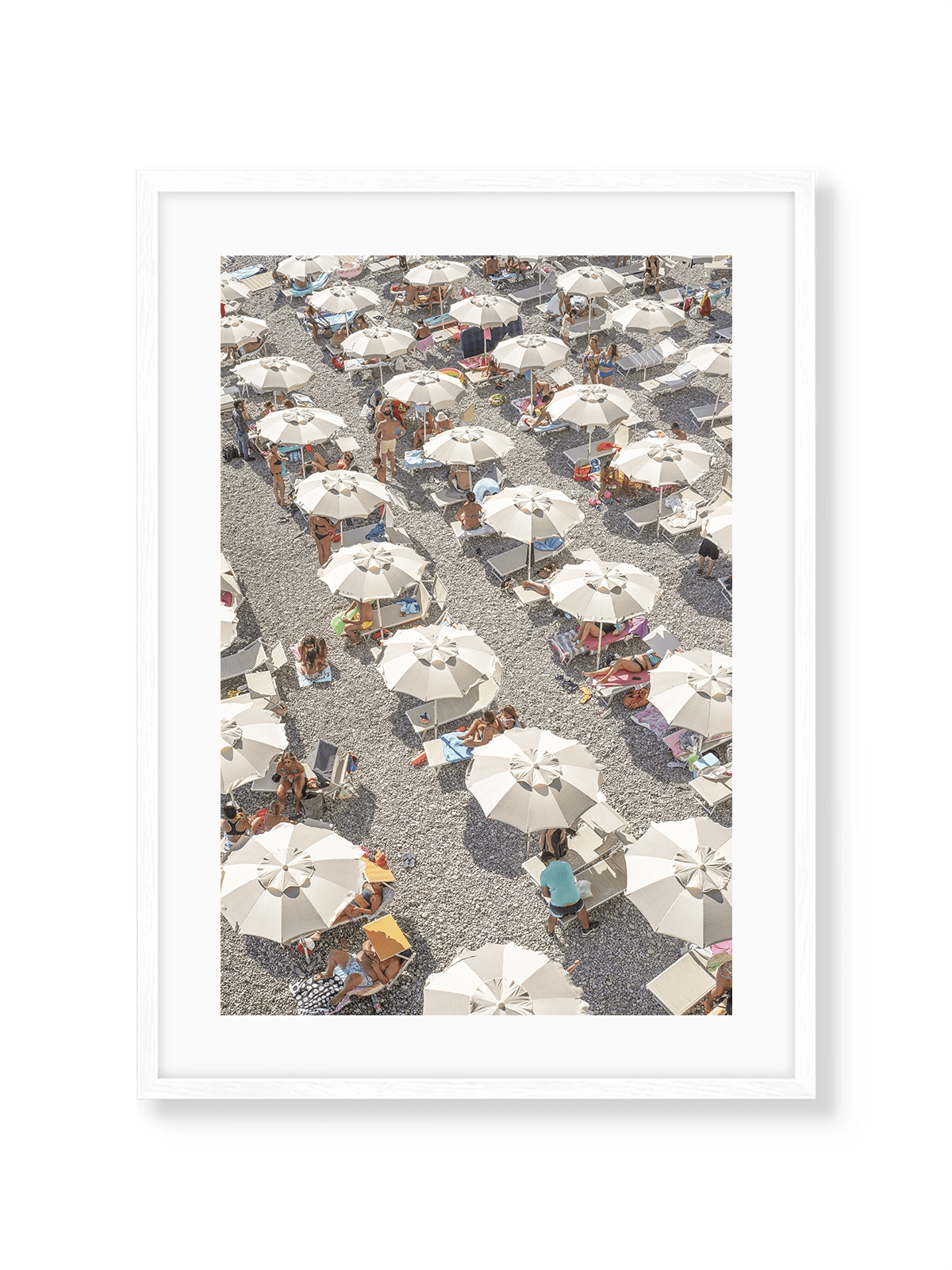 Amalfi Beach Umbrellas - Lámina de Henrike Schenk - Decora tu casa en Nomadart
